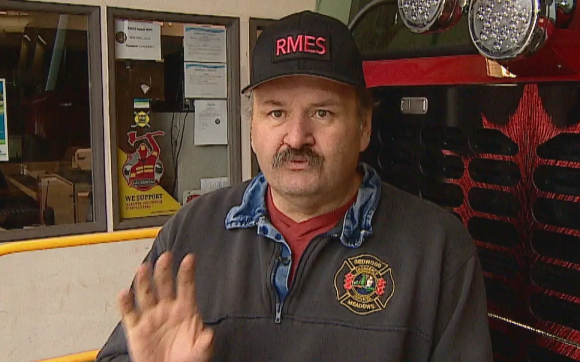 Rob Evans is the fire chief for Redwood Meadows. (Monty Kruger/CBC)